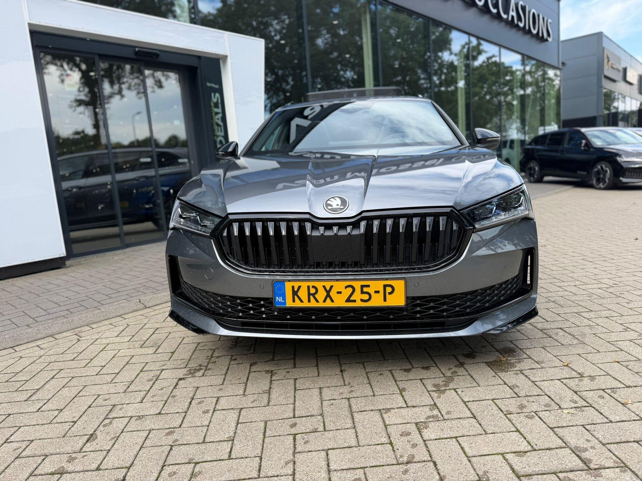 Skoda Superb Combi 1.5 TSI PHEV Sportline Business 204 pk |, Auto's, 12 maanden, Euro 6, 4 cilinders, 26 kWh