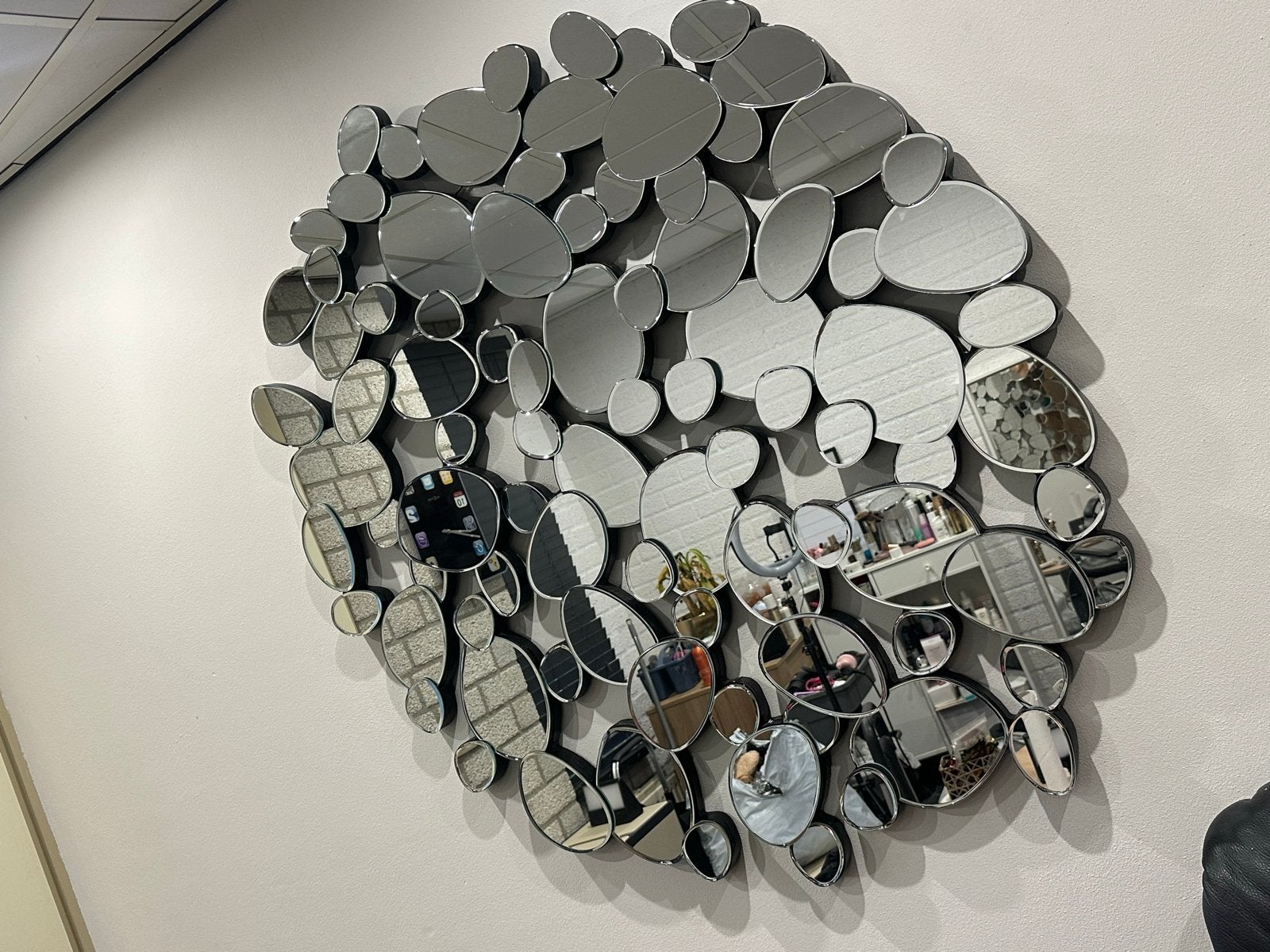 Grote Design Spiegel - Uniek Bubbelpatroon, Ophalen, 100 tot 150 cm, Zo goed als nieuw, 100 tot 125 cm
