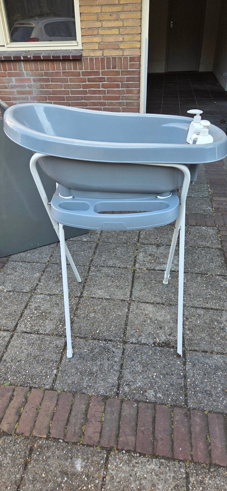 Bébé-jou babybadje met standaard en accessoires, Kinderen en Baby's, Ophalen, Gebruikt, Badje, Bébé-jou