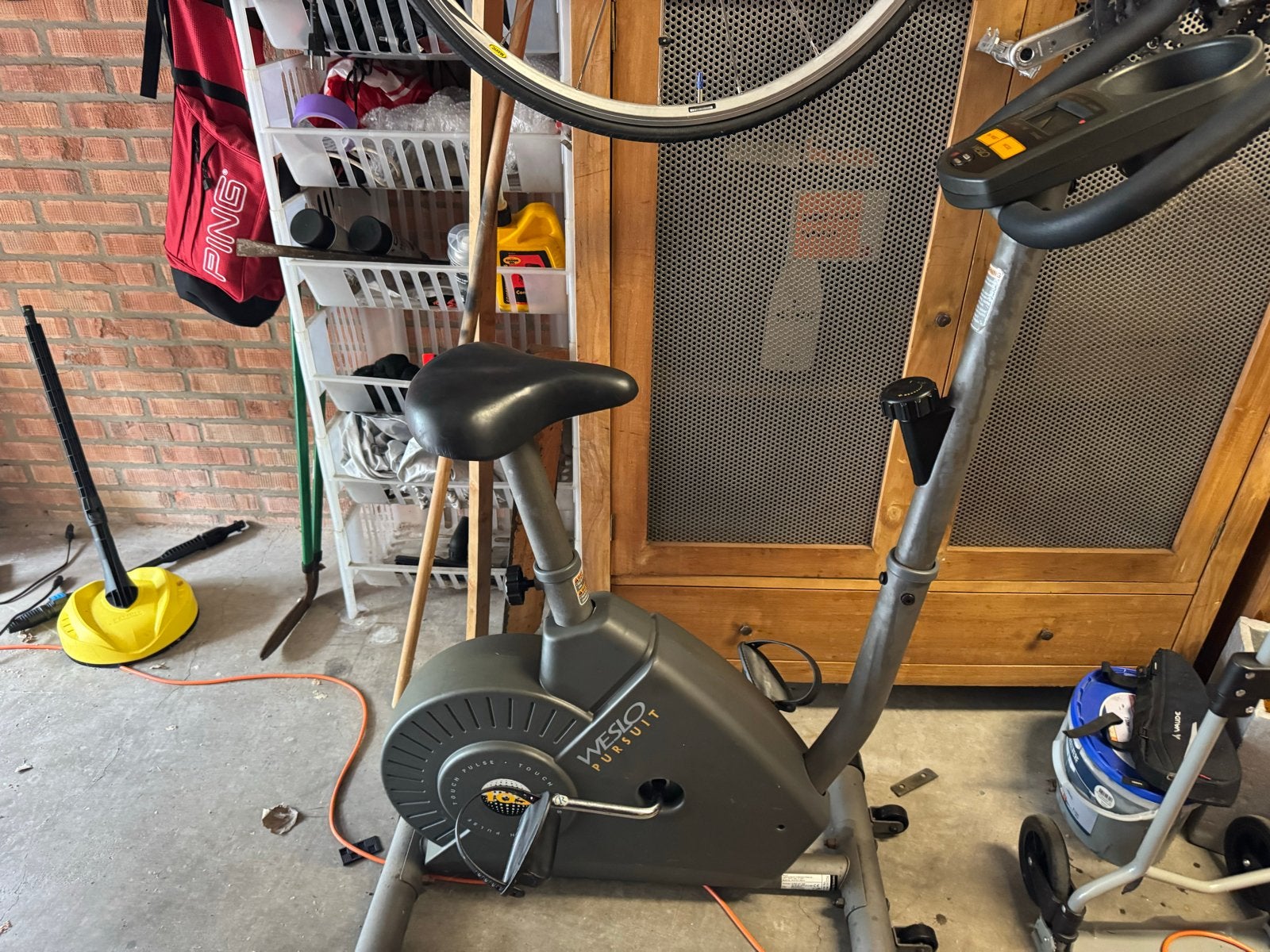 Hometrainer Weslo Pursuit - Ideaal voor thuisworkouts, Ophalen, Gebruikt, Metaal, Benen
