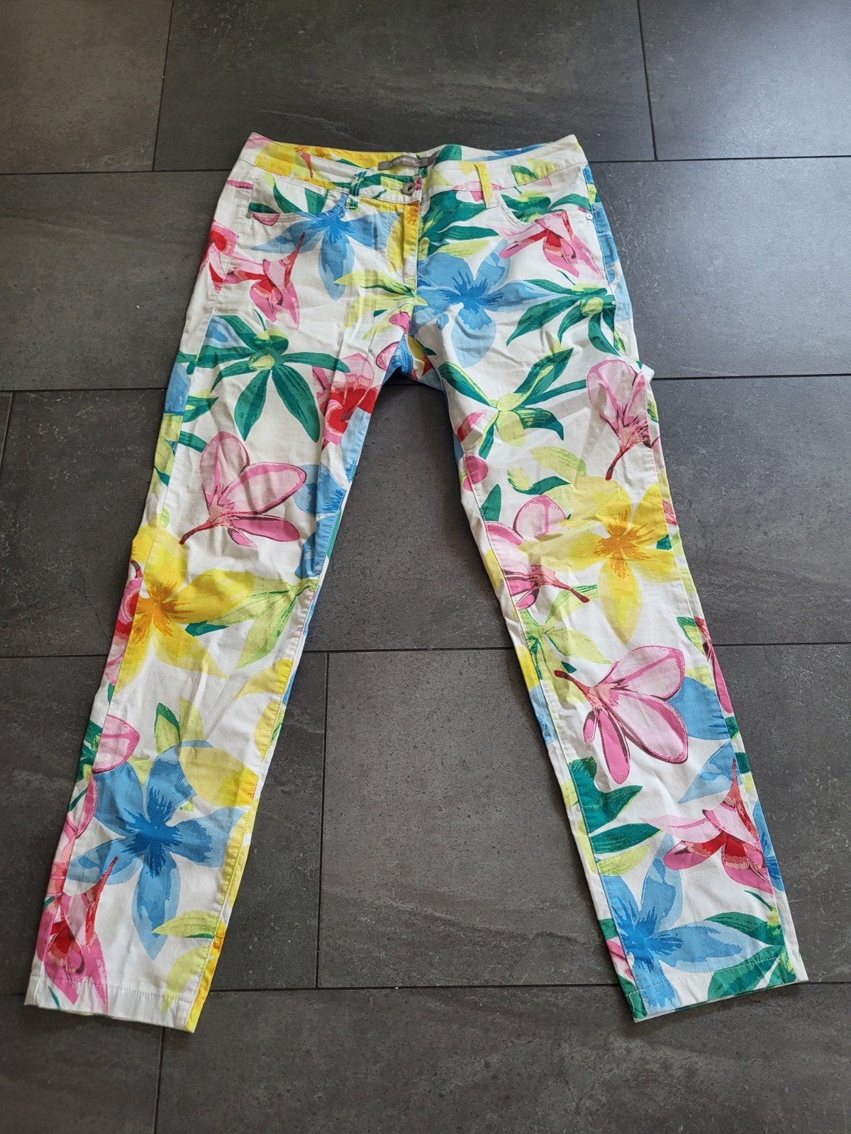 Sandwich bloemenprint broek maat 38, Maat 38/40 (M), Overige kleuren, Ophalen of Verzenden, Zo goed als nieuw