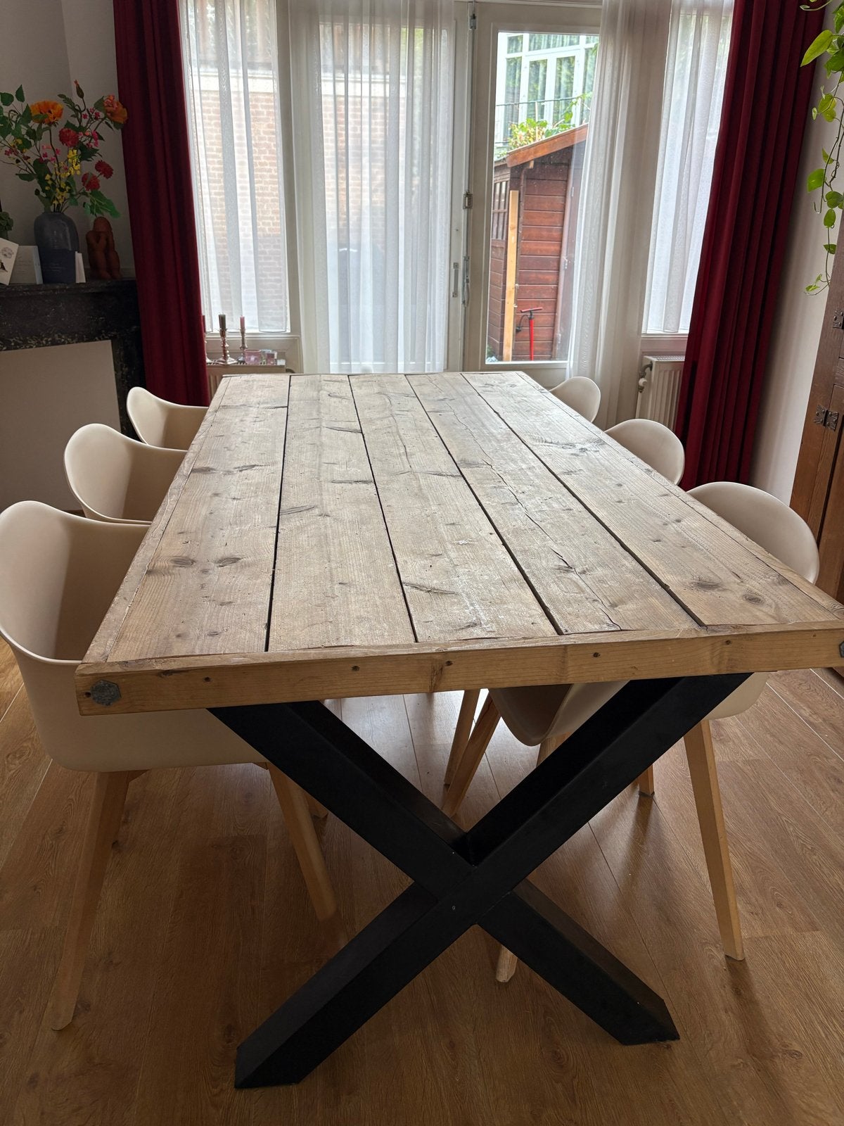Moet weg! Houten eettafel met zwarte X-poten (105x205 cm), Ophalen, Gebruikt, 100 tot 150 cm, 200 cm of meer