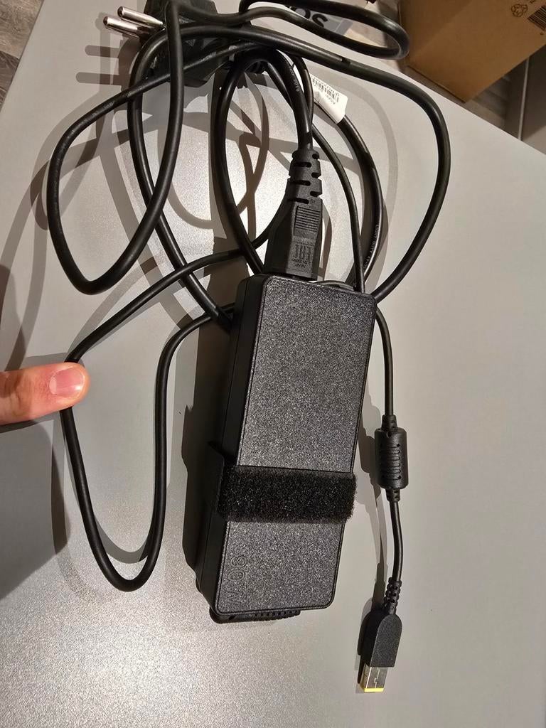 Lenovo adapter 90W 20V 4.5A, Ophalen