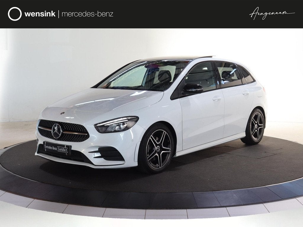 Mercedes-Benz B-klasse 180 Advantage | Night | Widescreen |, 136 pk, Gebruikt, 4 cilinders, 700 kg