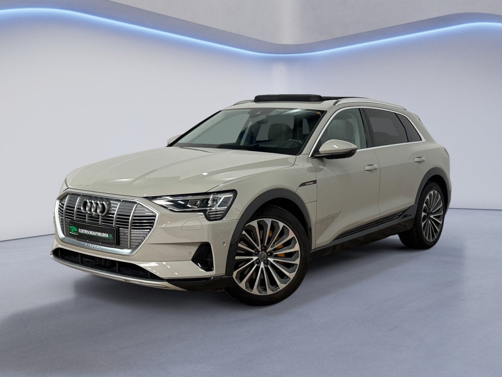 Audi E-tron E-tron 55 quattro advanced Pro Line Plus 95 kWh|, Automaat, 131 €/maand, 95 kWh, Wit