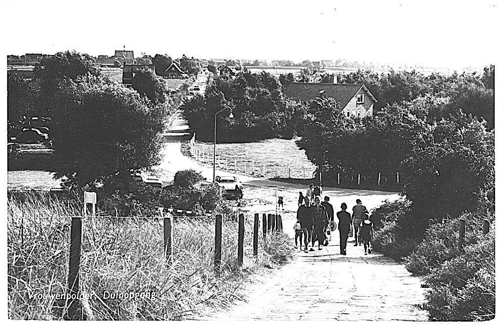 700480 Vrouwenpolder Zeeland 1973 Gelopen met postzegel