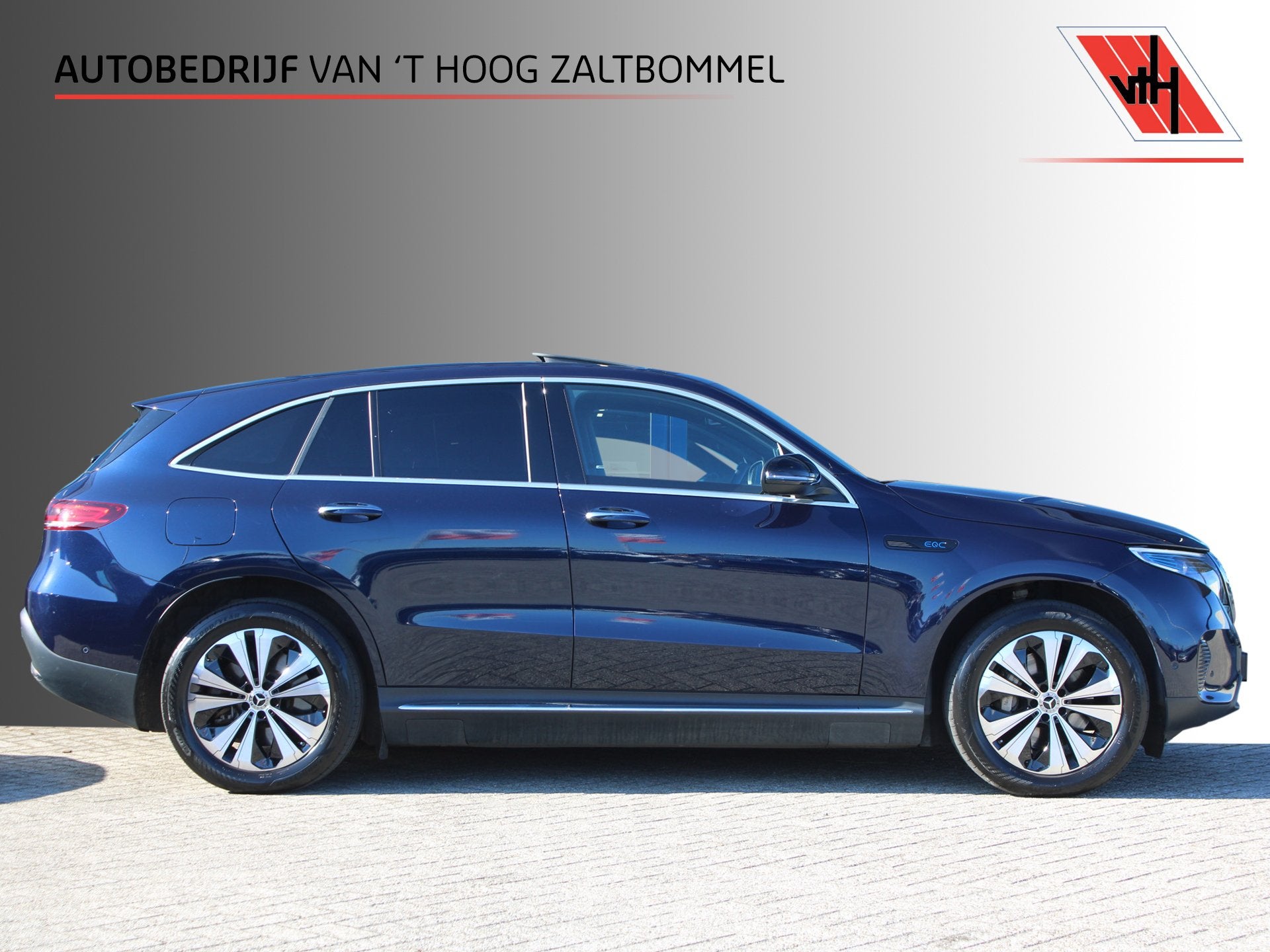 Mercedes-Benz EQC 400 4MATIC 80kWh (SOH 95.84%) Luxury LEDER, Automaat, Zwart, 2395 kg, Blauw