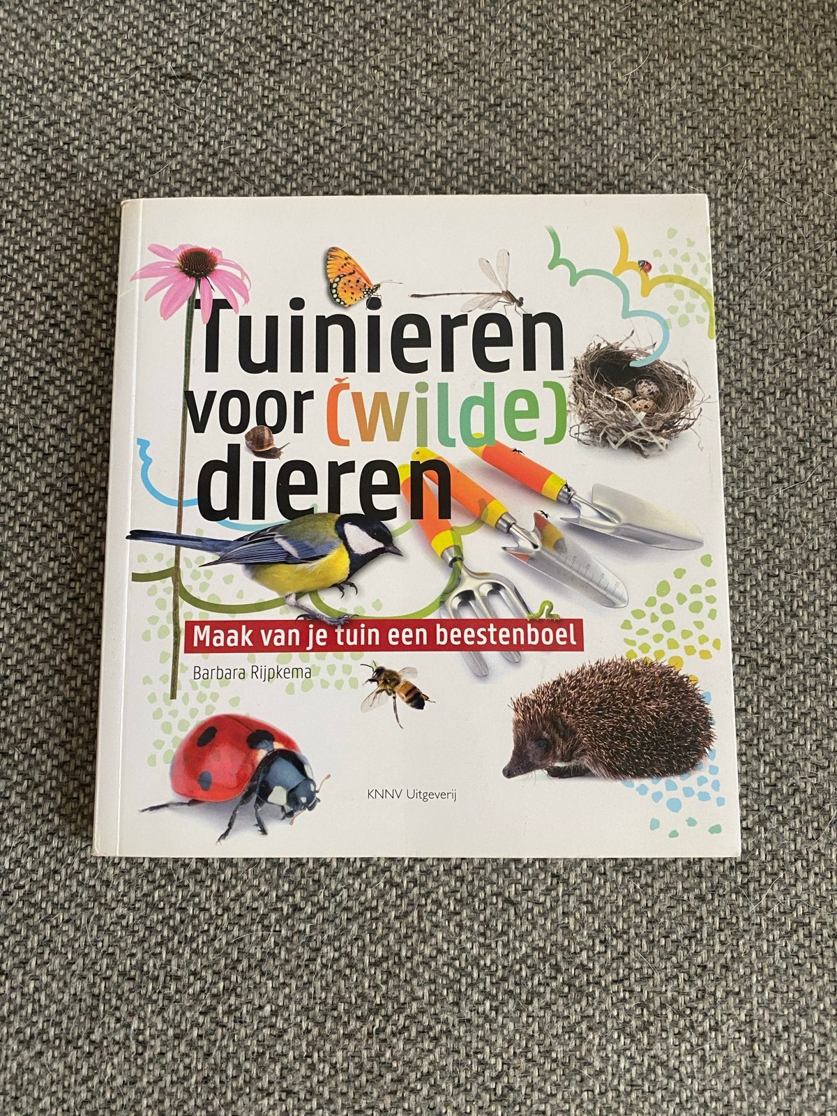 Tuinieren voor (wilde) dieren - Maak van je tuin een beesten, Boeken, Ophalen of Verzenden, Zo goed als nieuw, Tuinieren en Tuinplanten