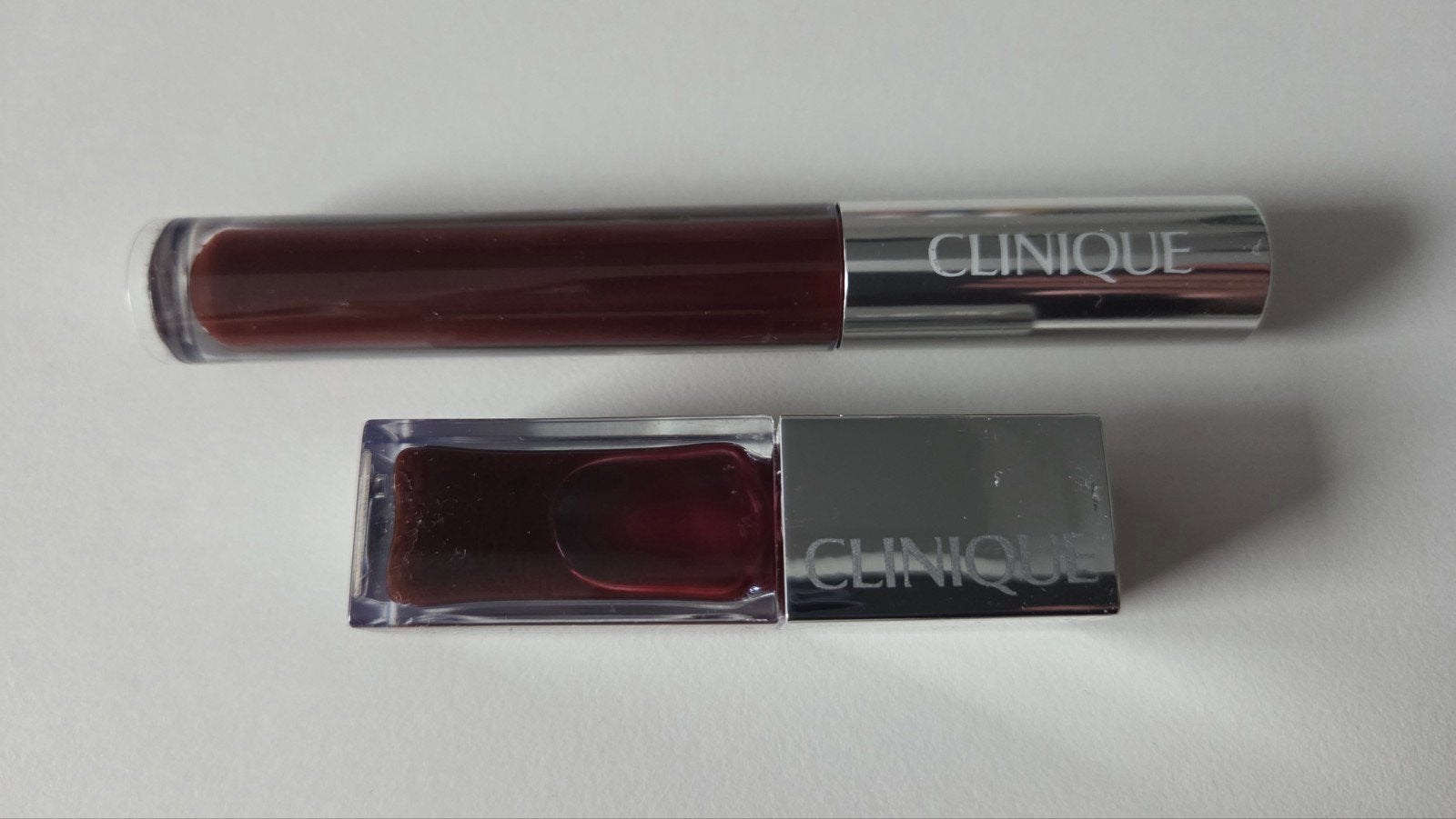 CLINIQUE Black honey lipgloss en lipolie cheek, Ophalen of Verzenden, Zo goed als nieuw, Lippen