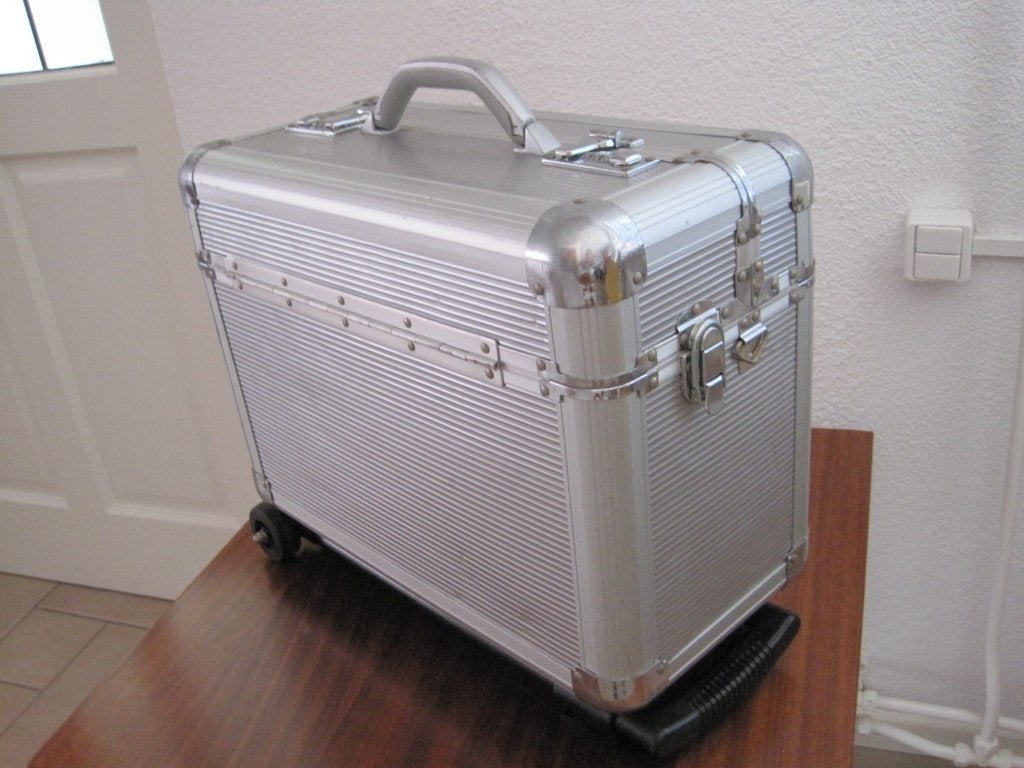 Aluminium koffer / kist met wieltjes, Gebruikt, 50 tot 60 cm, 45 tot 55 cm, Metaal