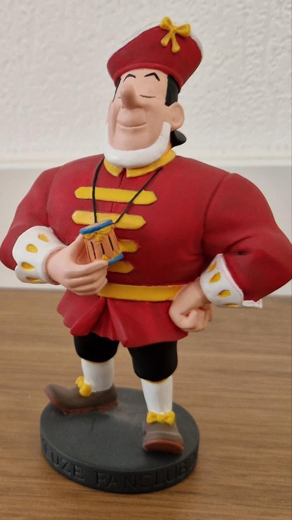Suske en Wiske ledenbeeldje De Fameuze Fanclub 2004, Ophalen, Suske en Wiske, Zo goed als nieuw, Beeldje of Figuurtje