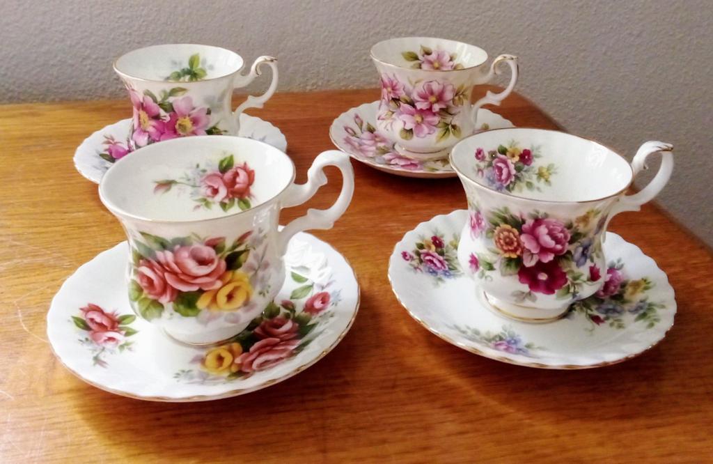 Royal Albert Prarie Rose wild Rose, Chelsea garden west bury, Antiek en Kunst, Ophalen of Verzenden