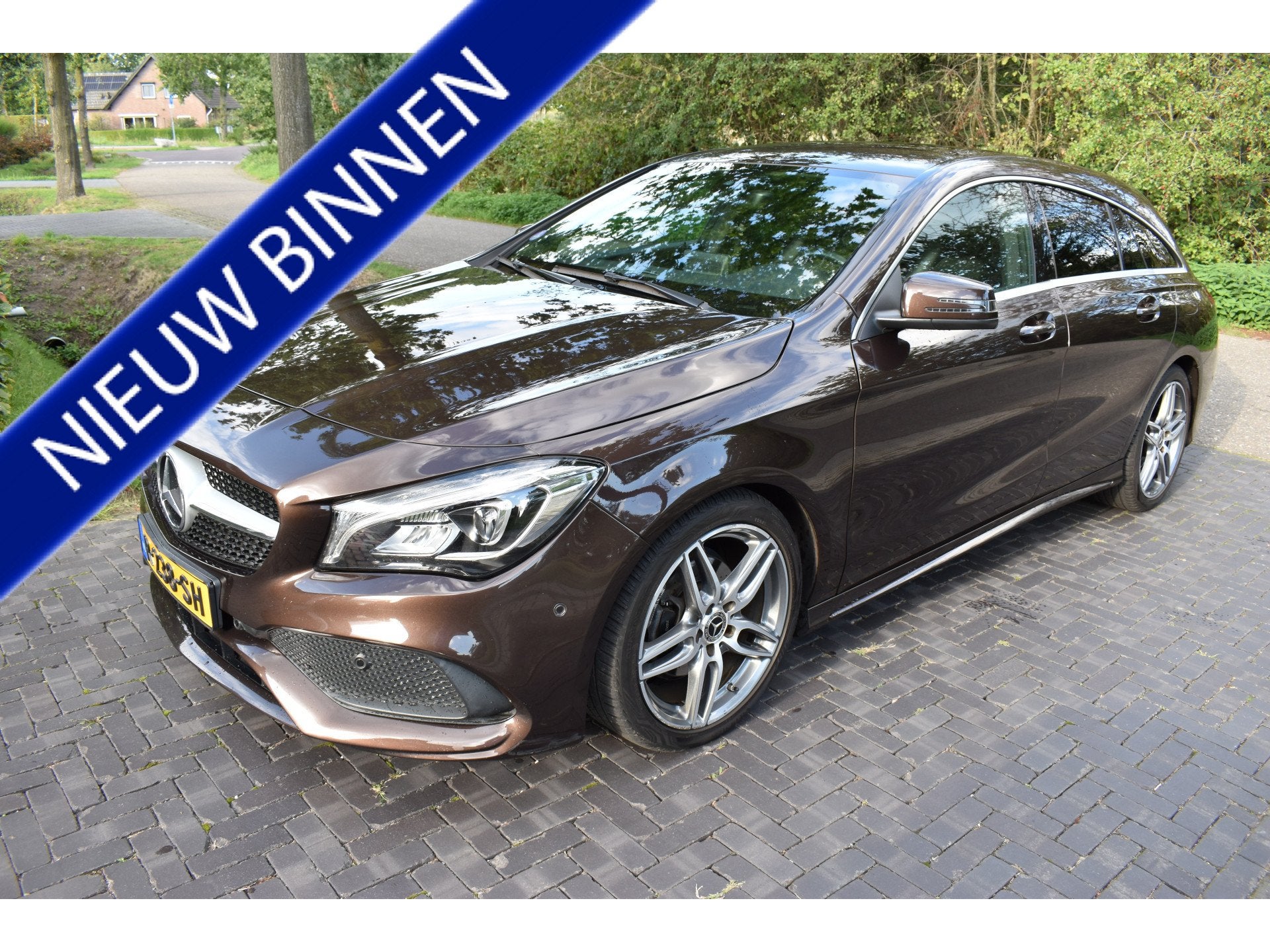 Mercedes-Benz CLA-Klasse Shooting Brake 180 Business Solutio, 730 kg, Gebruikt, Euro 6, 4 cilinders