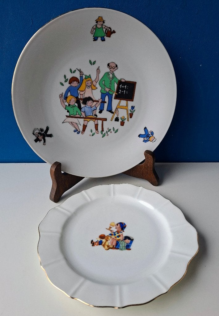 Retro kinderbordjes met gouden randje/oa Seltmann Bavaria, Gebruikt, Ophalen of Verzenden, Bord(en), Overige stijlen