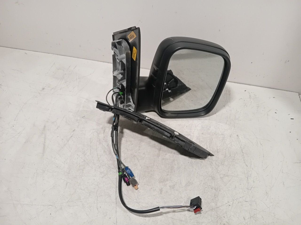 Spiegel buiten rechts elektrisch Volkswagen Caddy, Auto-onderdelen, Onderdelen@venauto.nl, Van der Ven Autorecycling B.V., Gebruikt