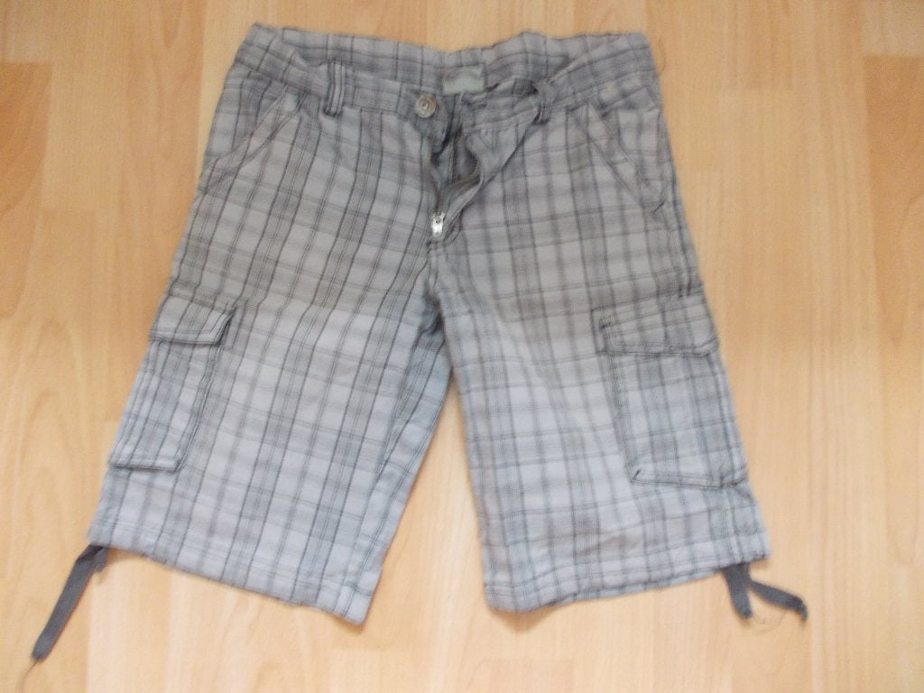 Korte broek voor jongens van Akmo, maat 152/158, Zo goed als nieuw, Akmo, Jongen, Ophalen