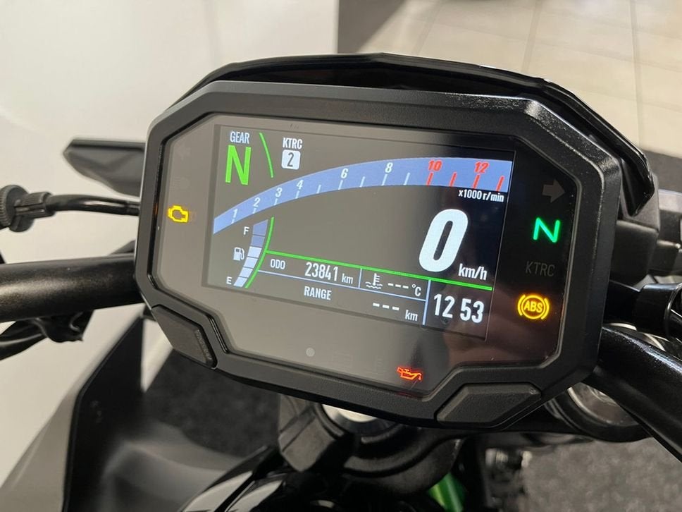 Kawasaki Z 650 (bj 2023), 2 cilinders, Bedrijf, Onbekend, KAWASAKI