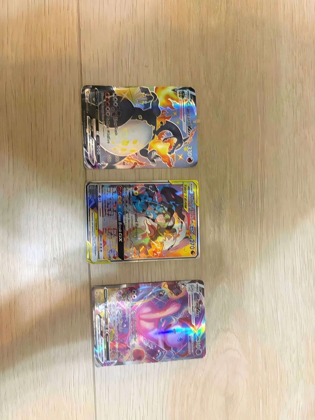 Pokémon Kaarten: Charizard VMAX, Reshiram & Zekrom GX, Mew V, Hobby en Vrije tijd, Ophalen of Verzenden, Zo goed als nieuw, Meerdere kaarten