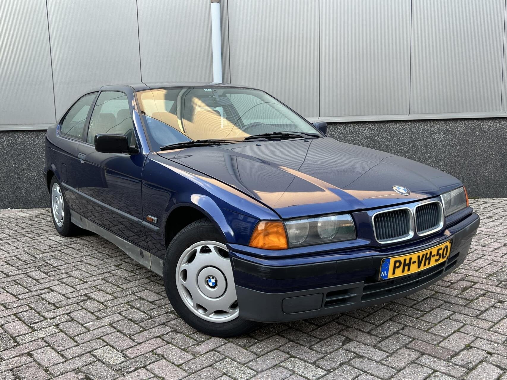 BMW 3-serie Compact 316i handbak uniek NAP, foto 3
