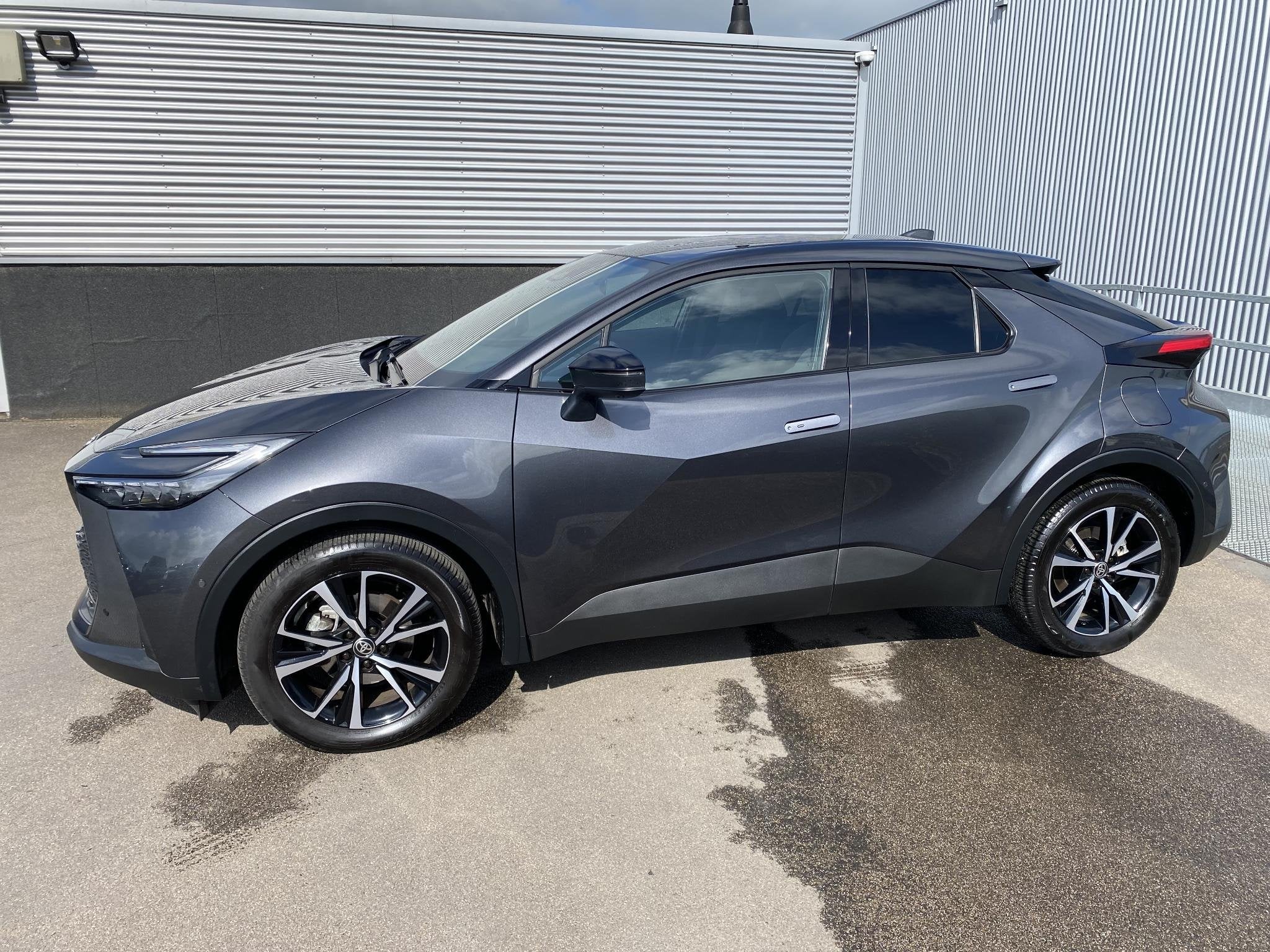 Toyota C-HR 1.8 Hybrid 140 First Edition Trekhaak, 360° cam, Auto's, Dealer onderhouden, Stof, Euro 6, 4 cilinders