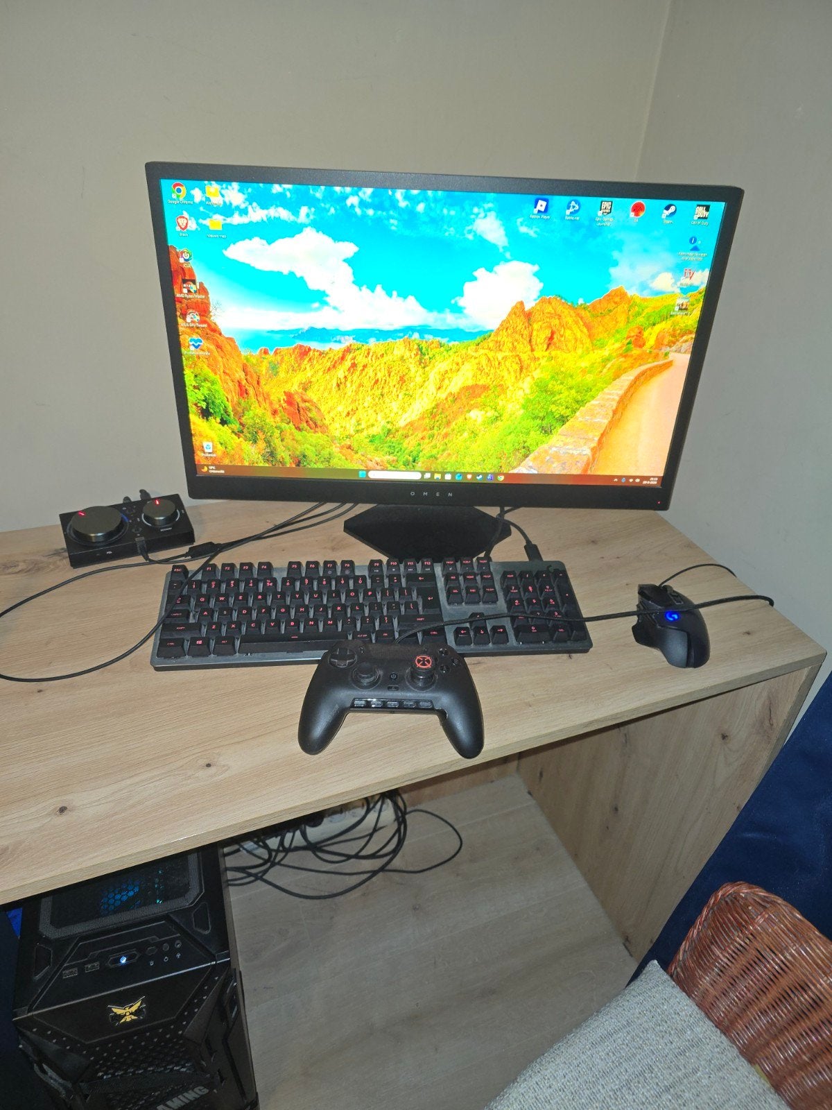 Foto 2 van Redux TUF Gamer A90 met RTX 3060, Ryzen 5 3600, 16GB RAM