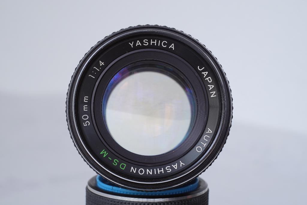 M42 Yashica Yashinon lenzen: DS, DX, 28mm, 35mm, 50mm, 5.5cm, Ophalen of Verzenden, Gebruikt, Standaardlens