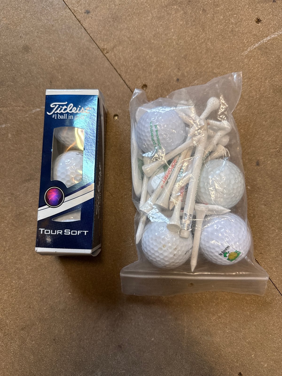 Golfballen en tees - Titleist Tour Soft en meer, Ophalen of Verzenden, Gebruikt, Bal(len), Callaway