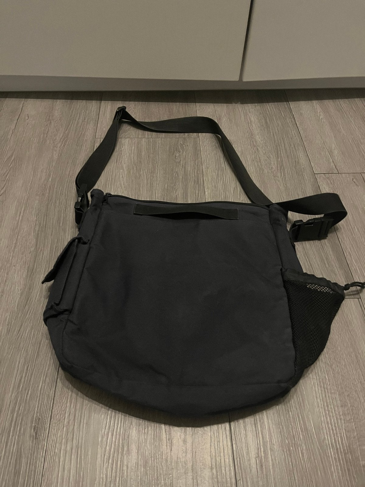 Skip Hop Luiertas Antraciet met Verschoonmatje, Kinderen en Baby's, Ophalen of Verzenden, Gebruikt, Schoudertas