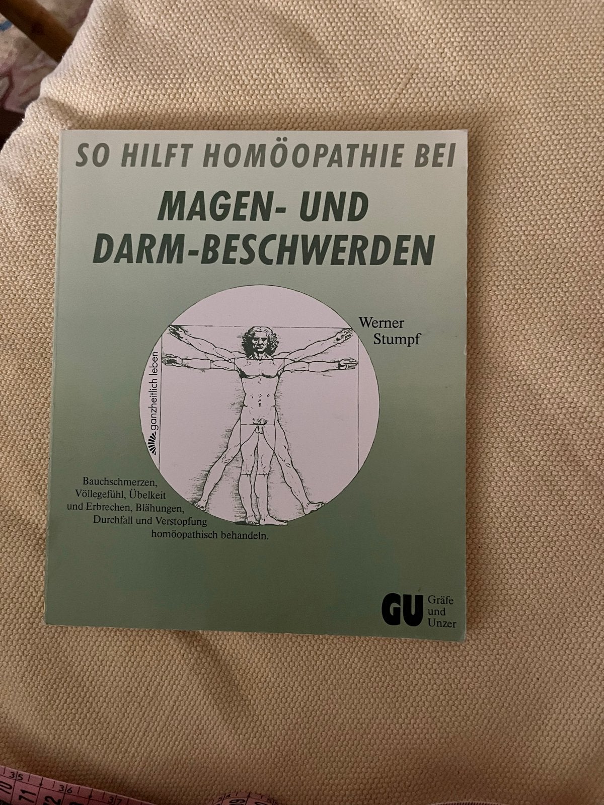 Boek: Homeopathie bij Magen- und Darm-Beschwerden, Ophalen of Verzenden, Zo goed als nieuw, Kruiden en Alternatief