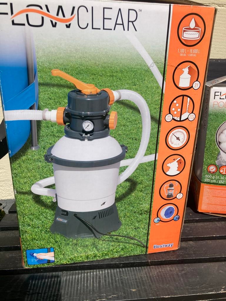 Zwembadpomp Flowclear zo goed als nieuw met slangen, Tuin en Terras, Zwembad-toebehoren, Ophalen, Zo goed als nieuw, Zwembadpomp