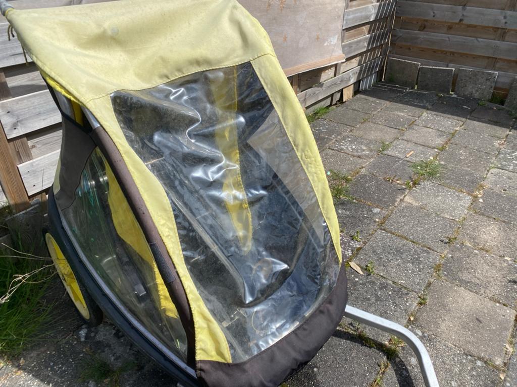 Gratis Kid Car fietskar - Ideaal voor kinderen, Fietsen en Brommers, Ophalen of Verzenden, Gebruikt, Kinderkar, 20 tot 40 kg