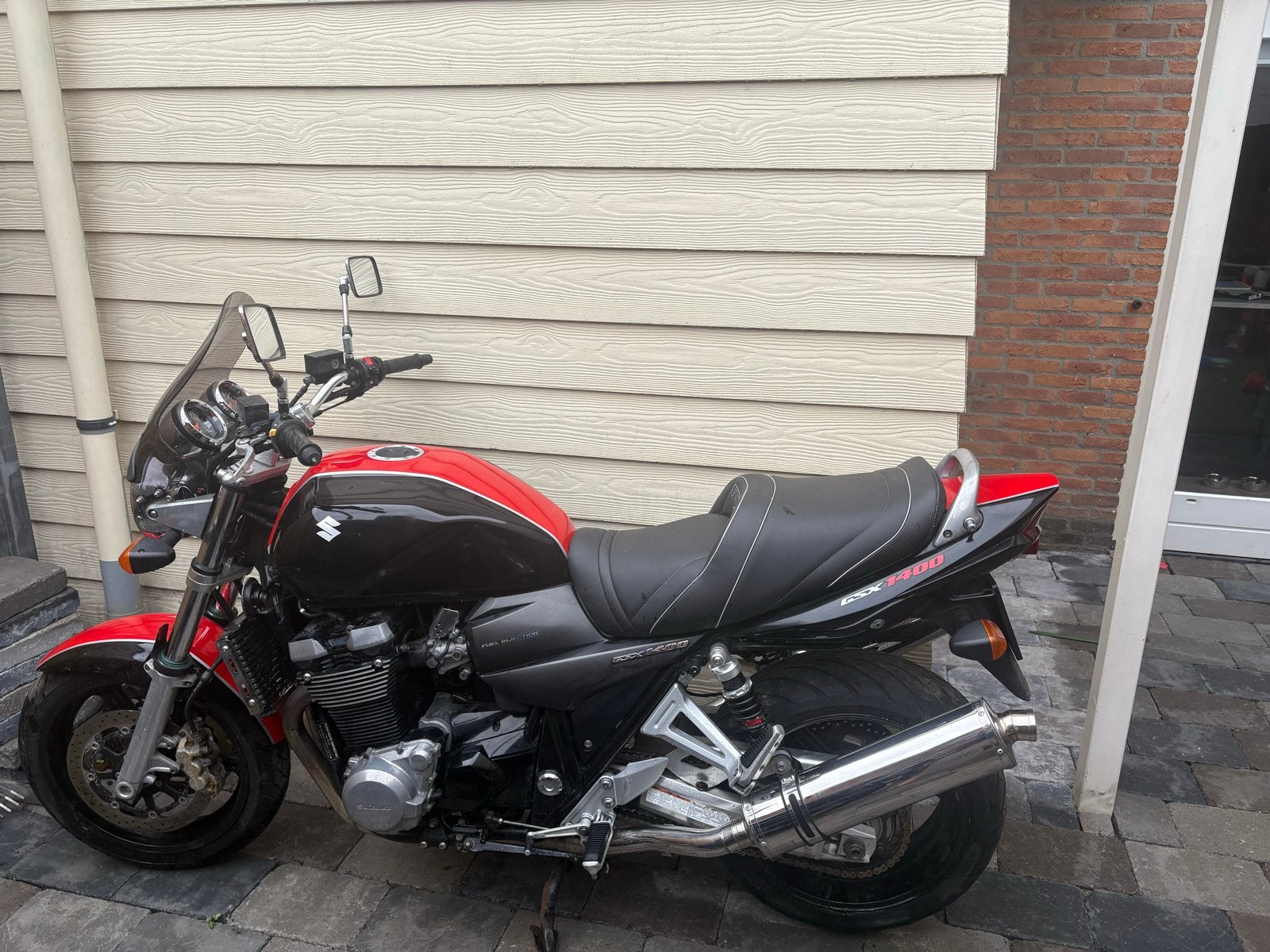 Suzuki GSX 1400 Naked Bike - Krachtig en Comfortabel, 4 cilinders, Motorrijbewijs A, 2004 cc, Gebruikt