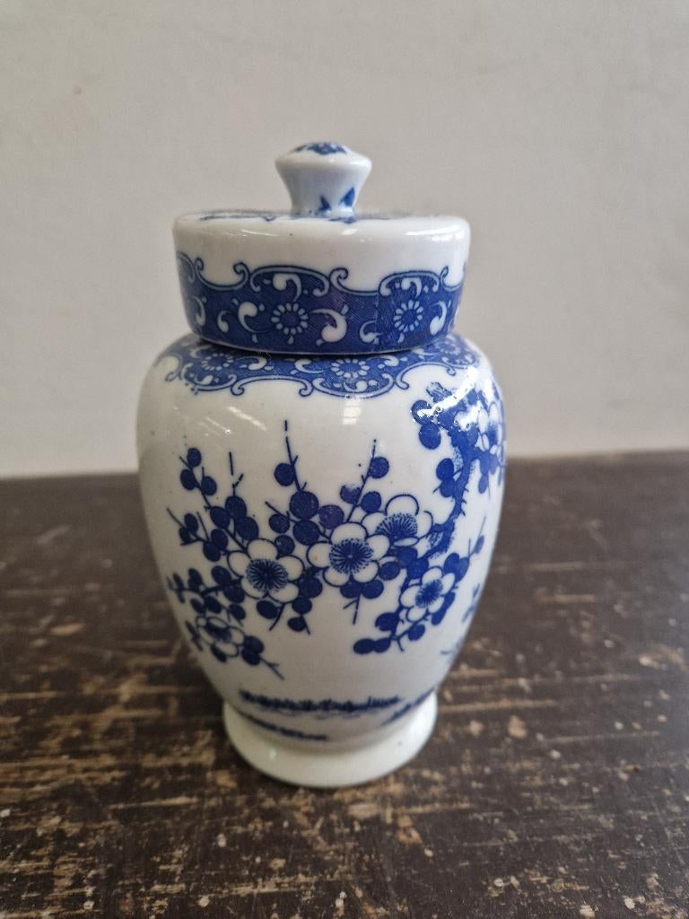 Blauw-witte gemberpot Japans porselein met deksel, Antiek en Kunst, Antiek | Keramiek en Aardewerk, Ophalen of Verzenden