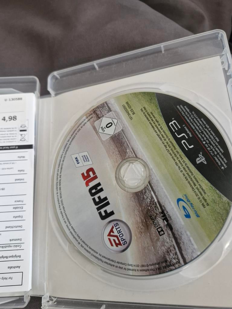 FIFA 15 PS3 Spel - Geschikt vanaf 3 jaar, Spelcomputers en Games, Games | Sony PlayStation 3, Gebruikt, Electronic Arts, EA Swiss Sàrl, Place du Molard 8, 1204 Genève, Zwitserland