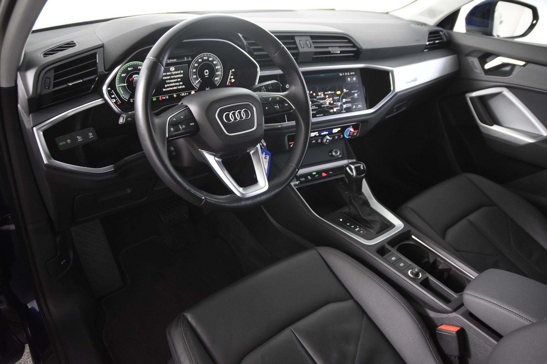 Audi Q3 Sportback 45 TFSI e *1ste eigenaar*Leer*Navigatie*St, Auto's, Audi, Gebruikt, Blauw, Hybride Elektrisch/Benzine, SUV of Terreinwagen
