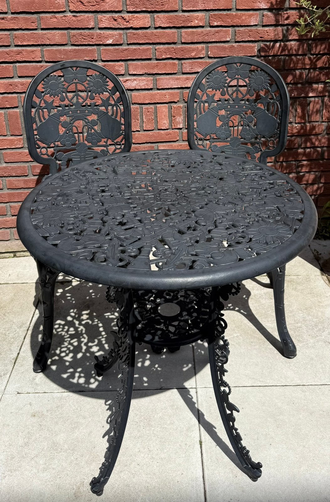 Seletti Industry Garden Studio Jobs tuintafel en 2 stoelen, Ophalen, Gebruikt, Rond, Aluminium