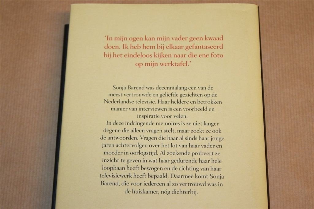 Je Ziet Mij Nooit Meer Terug — Sonja Barend 2017, Ophalen of Verzenden, Gelezen