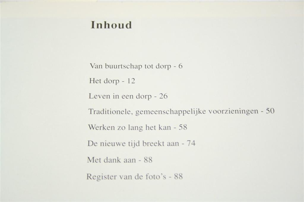 Oud-Achterhoeks Dorpsleven — Fotoboek Achterhoek, Ophalen of Verzenden, Gelezen
