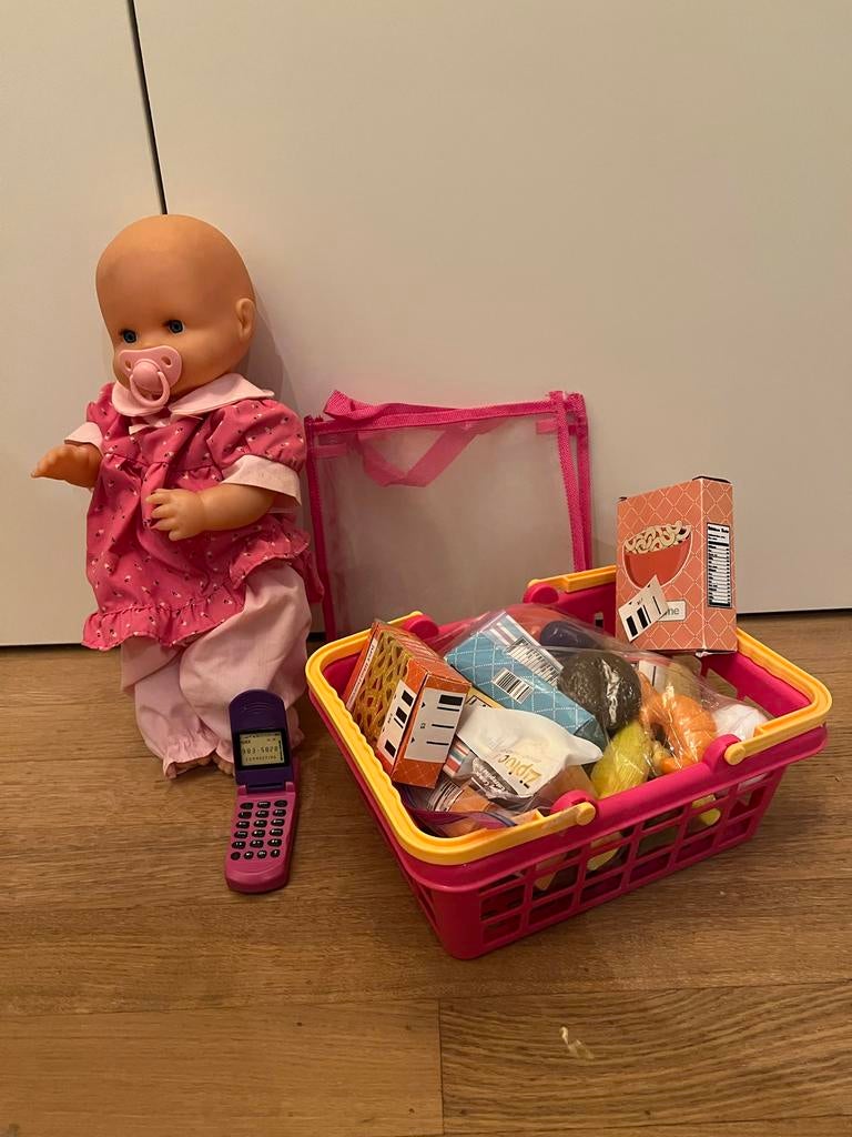 Babypop met accessoires, Kinderen en Baby's, Ophalen, Gebruikt, Babypop