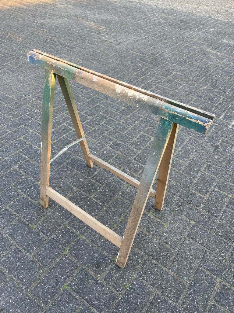 Stevige houten zaagbok / schraag, Ophalen, Gebruikt
