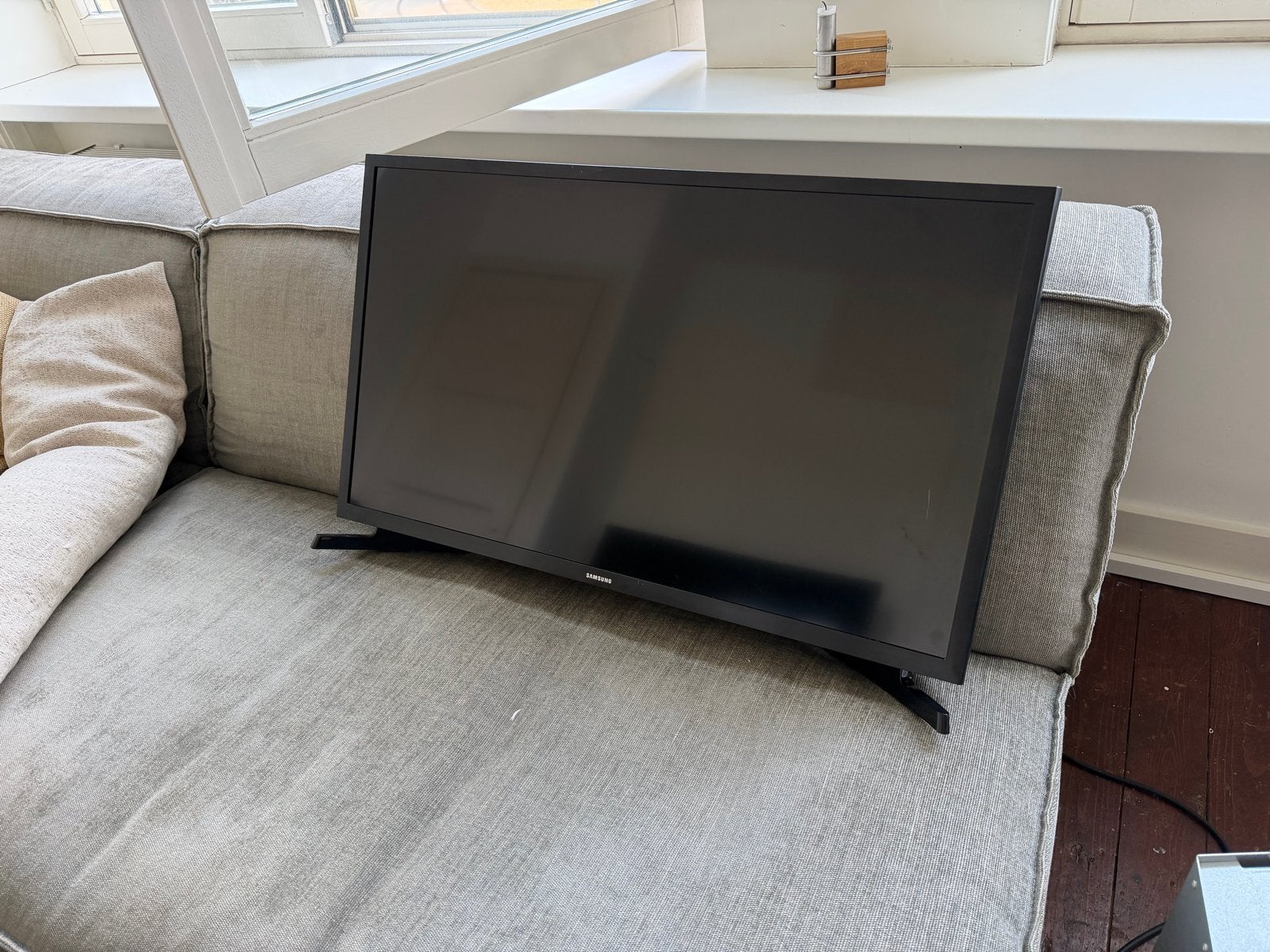 Samsung TV 32 inch HD Ready met lichte gebruikssporen, Audio, Tv en Foto, Televisies, Ophalen, 50 Hz, HD Ready (720p), 80 tot 100 cm