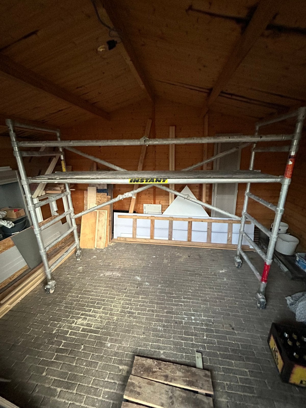 Kamer rolsteiger te huur, Doe-het-zelf en Verbouw, Steigers, Ophalen of Verzenden, Gebruikt, Rolsteiger of Kamersteiger, Minder dan 2 meter