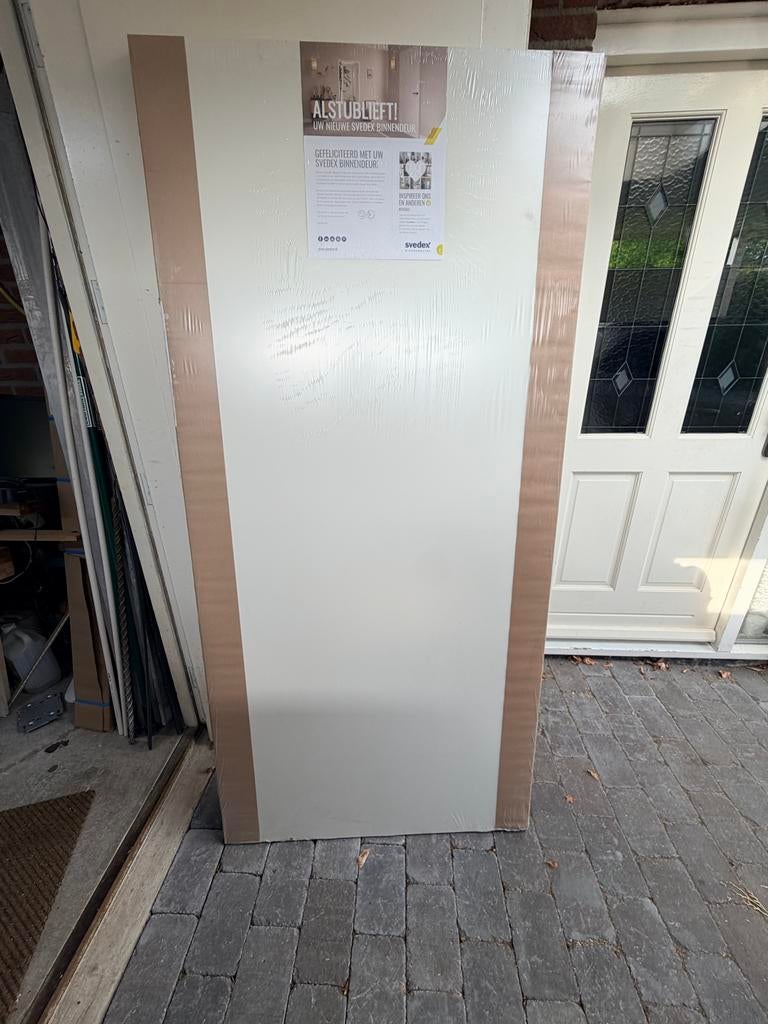 Nieuwe Svedex binnendeur 93x201.5 cm links draaiend opdek, Ophalen, 80 tot 100 cm, Binnendeur, Zo goed als nieuw