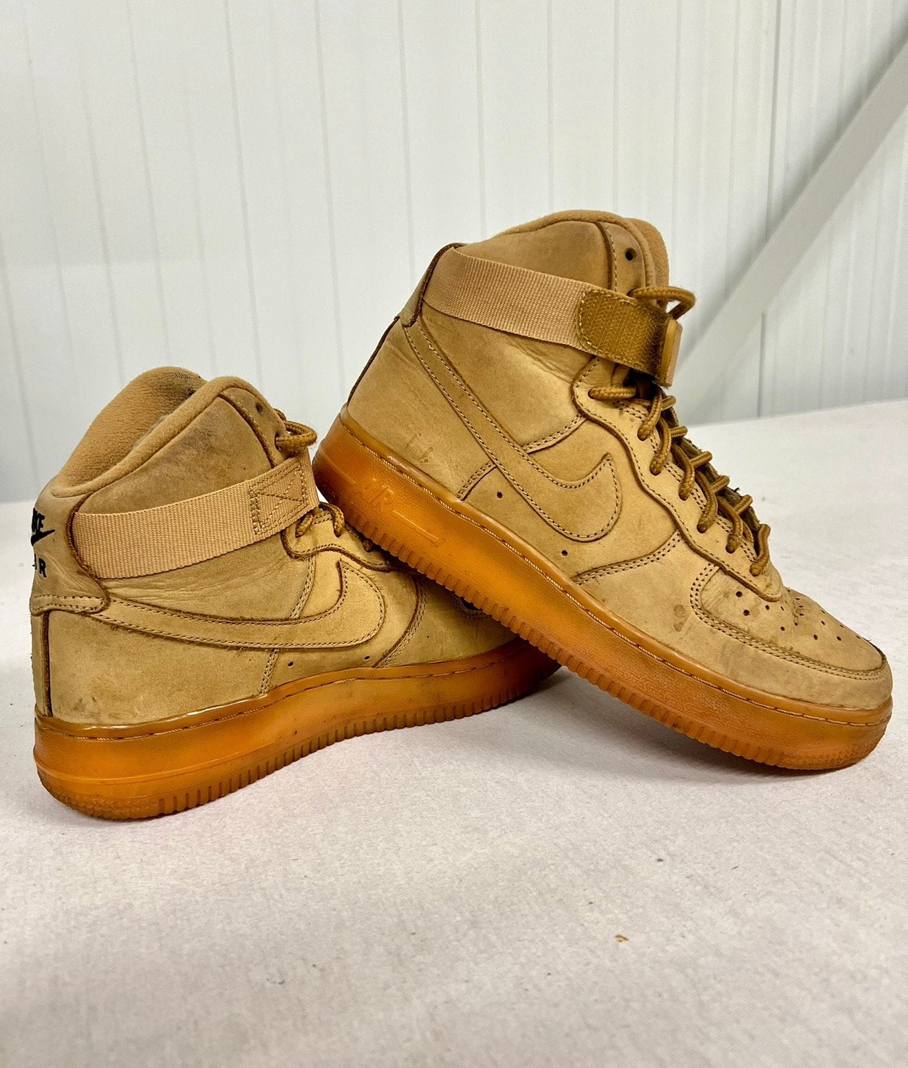 Nike Air Force 1 High GS beige-bruin sneakers maat 36.5, Gebruikt, Schoenen, Ophalen of Verzenden, H