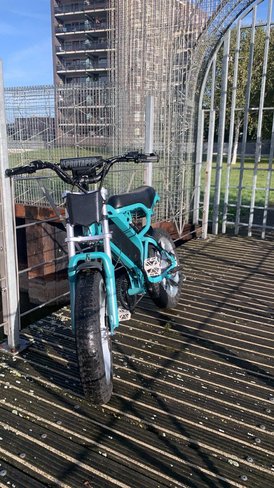 Custom v20, Fietsen en Brommers, Ophalen of Verzenden, Zo goed als nieuw