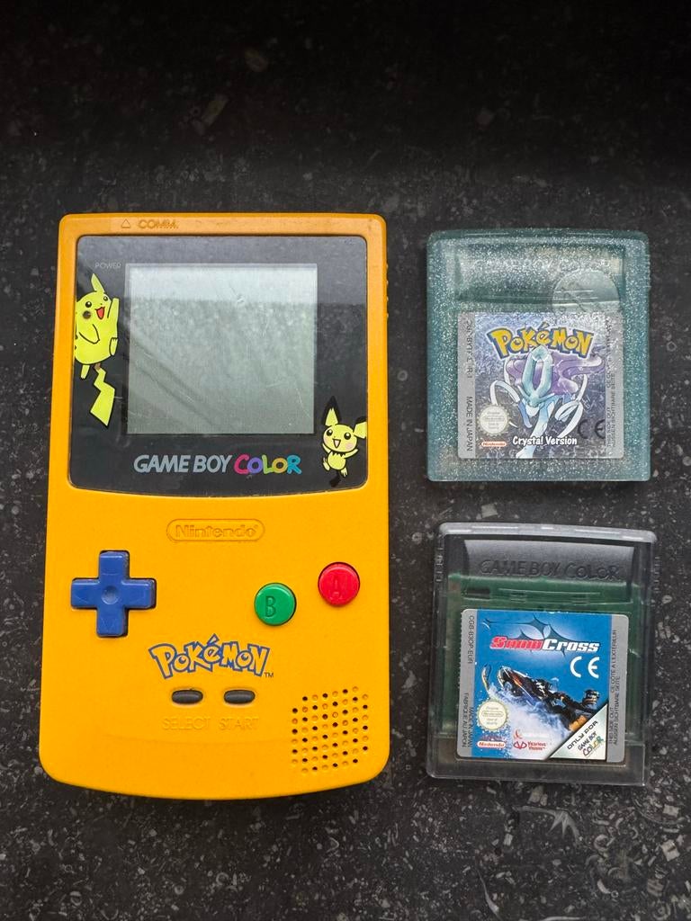 Game Boy Color met Pokémon Crystal en Storm Cross, Gebruikt, 1 speler, Ophalen of Verzenden, Role Playing Game (Rpg)