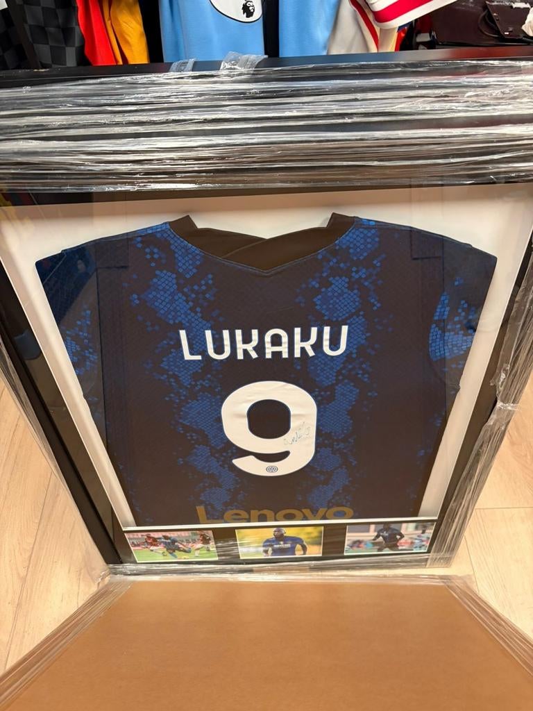 Gesigneerd Lukaku shirt in lijst - Inter Milan, Shirt, ., Zo goed als nieuw, .