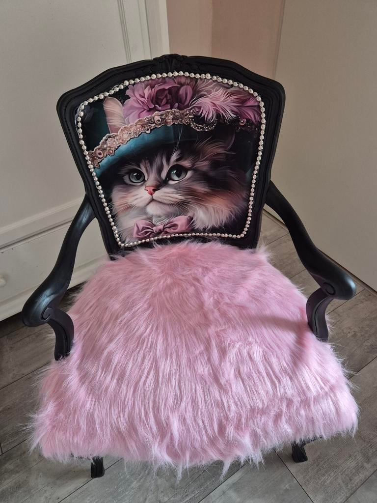 Stoel met kattenafbeelding en roze zitting, Ophalen of Verzenden