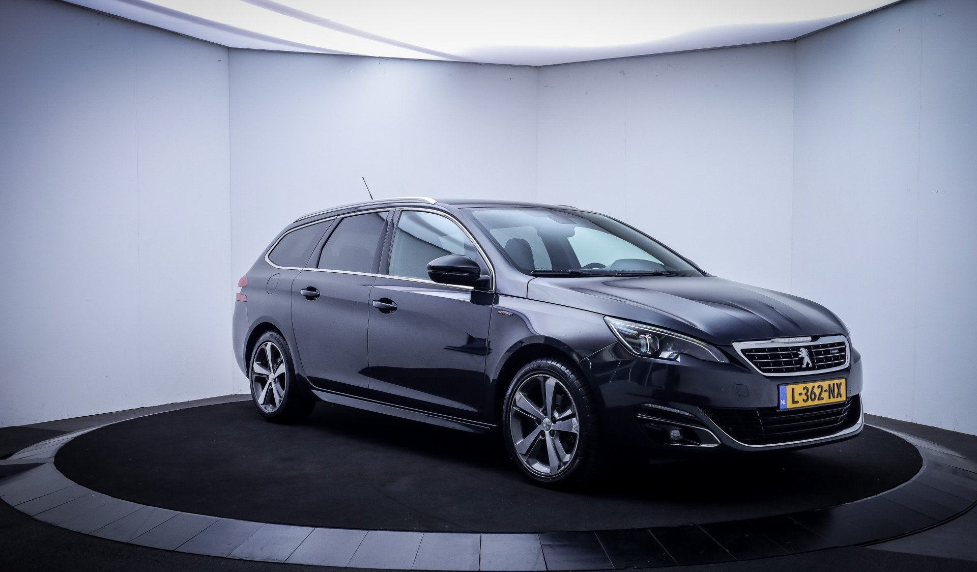 Peugeot 308 SW 1.2T Aut. GT-Line FULL LED | NAVI | CLIMA | C, Auto's, Peugeot, Gebruikt, 1199 cc, 635 kg, Leder en Stof