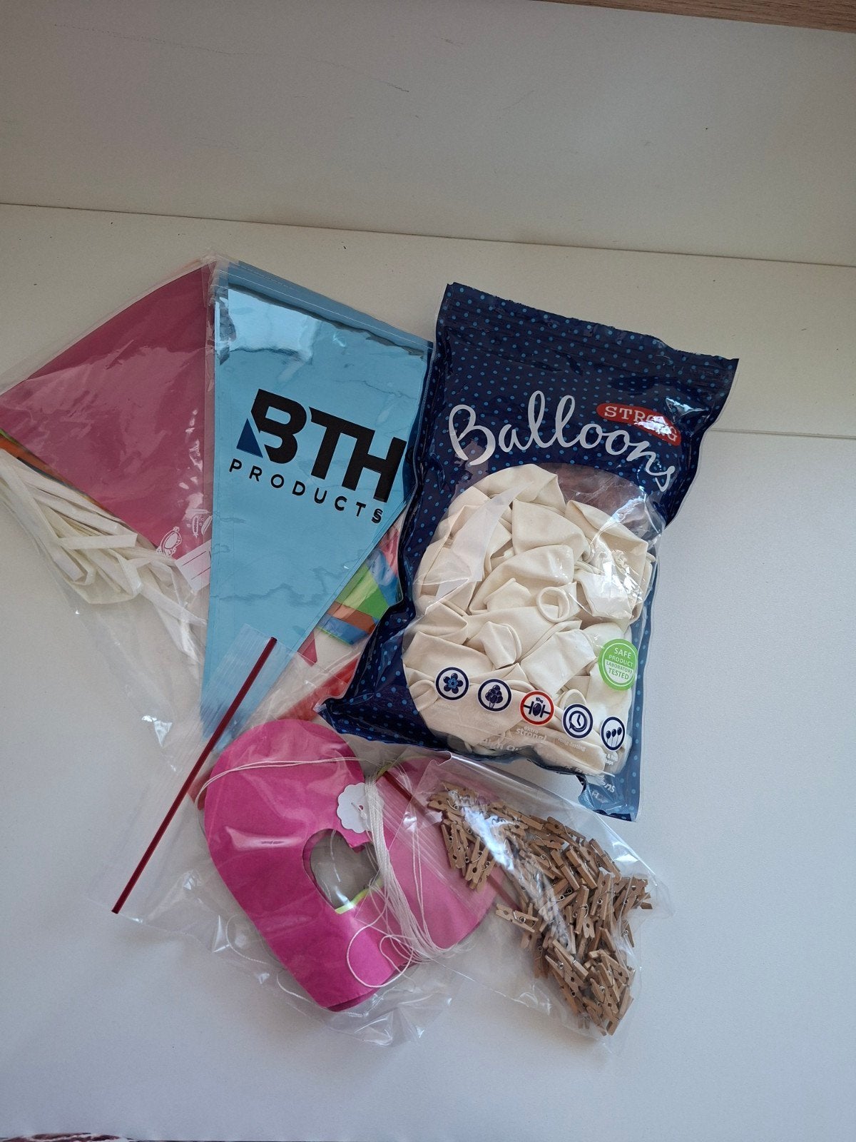 Feestdecoratie pakket: Ballonnen, slingers en meer!, Ophalen of Verzenden, Nieuw, Versiering, Verjaardag
